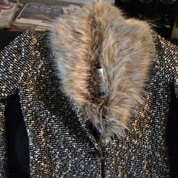 Jacket - Picture 2 of 4